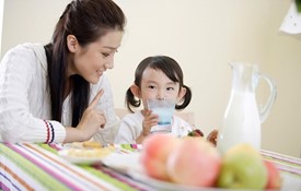 Hướng dẫn dành cho các bậc phụ huynh trong Chăm sóc sức khỏe Xương cho trẻ Phần 2: Bổ sung Calci cho trẻ như thế nào?