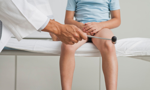 Viêm khớp thiếu niên: thông tin về điều trị